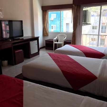 ホテルArt Mansion Patong Phuket Thailand エクステリア 写真