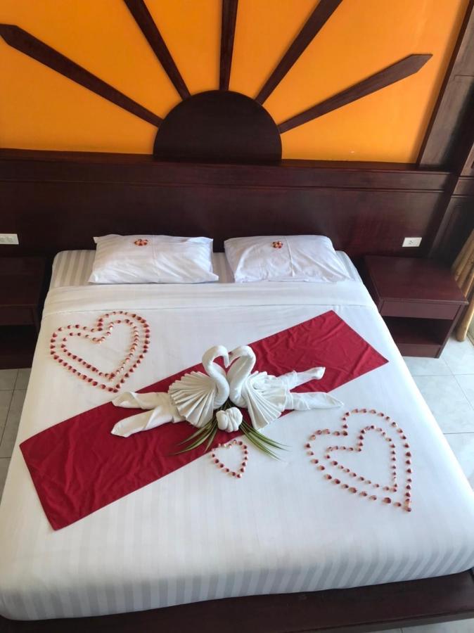 ホテルArt Mansion Patong Phuket Thailand エクステリア 写真