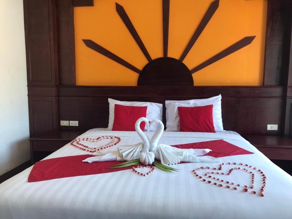 ホテルArt Mansion Patong Phuket Thailand エクステリア 写真