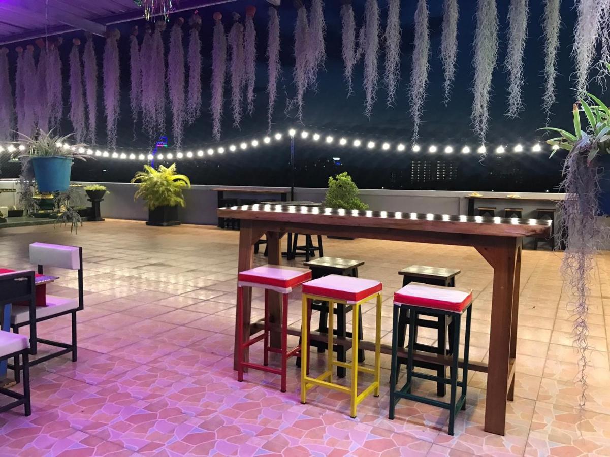 ホテルArt Mansion Patong Phuket Thailand エクステリア 写真