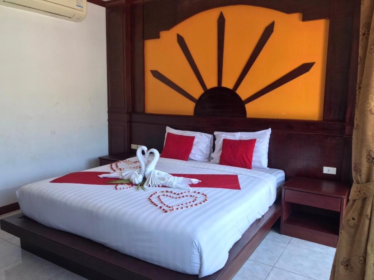 ホテルArt Mansion Patong Phuket Thailand エクステリア 写真