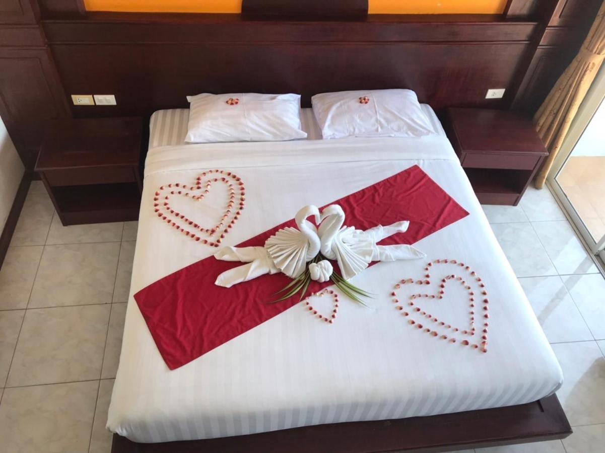 ホテルArt Mansion Patong Phuket Thailand エクステリア 写真