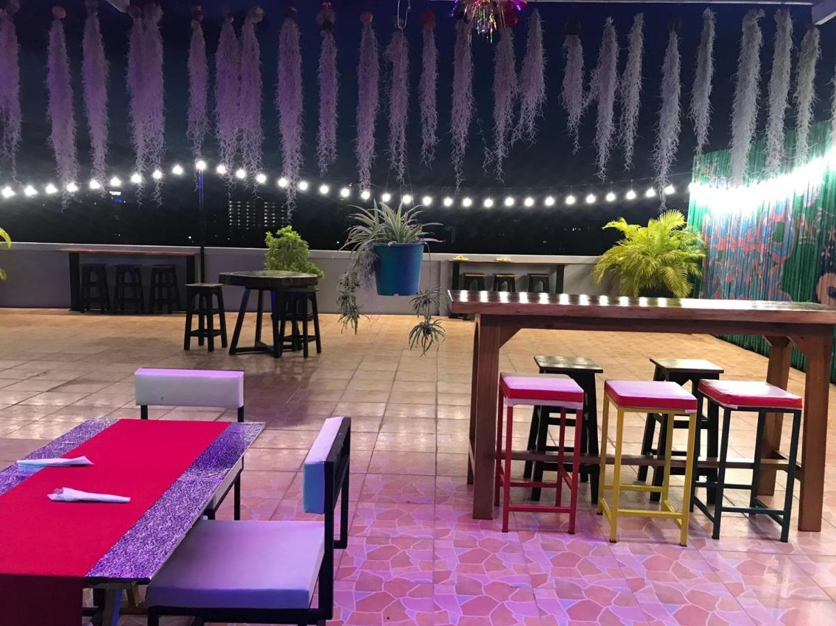 ホテルArt Mansion Patong Phuket Thailand エクステリア 写真